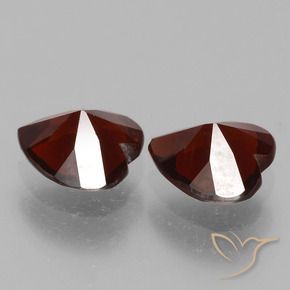 Pyrope Garnet Gemstones in 6 x 6 mm (calibrated) Size for Sale, Pyrope Garnet Stones in Dark Red Color