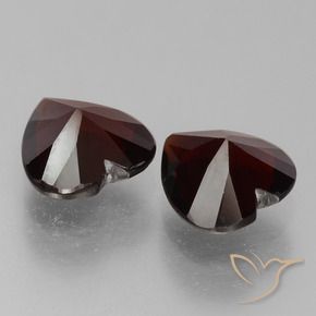 Pyrope Garnet Gemstones in 6 x 6 mm (calibrated) Size for Sale, Pyrope Garnet Stones in Dark Red Color
