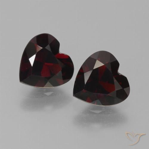 Blackish Red Pyrope Garnet Gem - 0.9ct Heart Facet (ID: 457086)