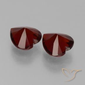 Pyrope Garnet Gemstones in 6 x 6 mm (calibrated) Size for Sale, Pyrope Garnet Stones in Deep Blood Red Color