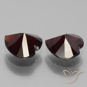 Pyrope Garnet Gemstones in 6 x 6 mm (calibrated) Size for Sale, Pyrope Garnet Stones in Dark Red Color