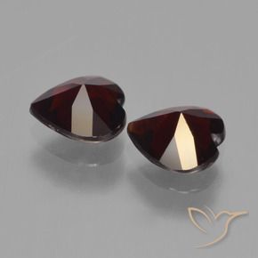 Pyrope Garnet Gemstones in 6 x 6 mm (calibrated) Size for Sale, Pyrope Garnet Stones in Blackish Red Color