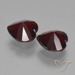 Pyrope Garnet Gemstones in 6 x 6 mm (calibrated) Size for Sale, Pyrope Garnet Stones in Blackish Red Color