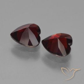 Pyrope Garnet Gemstones in 6 x 6 mm (calibrated) Size for Sale, Pyrope Garnet Stones in Dark Red Color