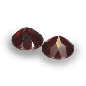 Pyrope Garnet Gemstone in 6.1 mm Size for Sale, Pyrope Garnet Stone in Red Color