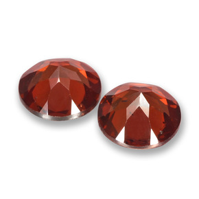 Pyrope Garnet Gemstones in 6 mm (calibrated) Size for Sale, Pyrope Garnet Stones in Deep Red Color
