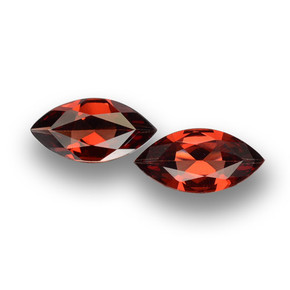 Rosso scuro Granato piropo Gem - 1.6ct Marquise sfaccettato (ID: 461975)
