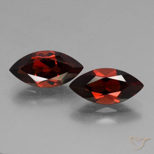 4.09 ct Marquise Cut Pyrope Garnet, 12.1 x 6 mm From Mozambique, Photo A