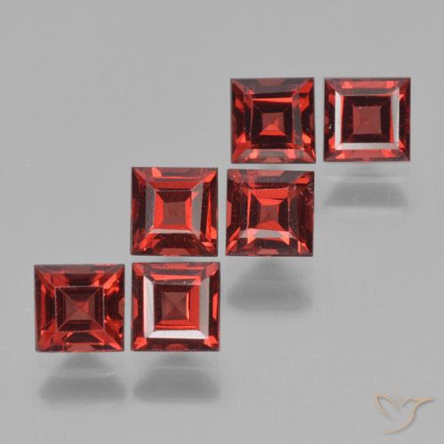 2.81ctw Natural Currant Red Pyrope Garnet, Square, VS