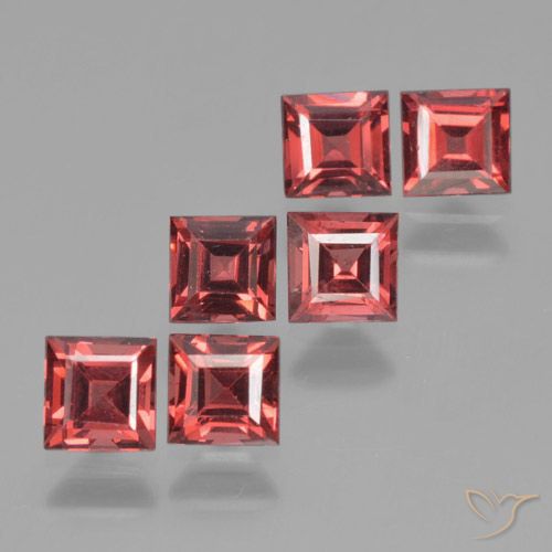 Medium Red Гранат Пироп Камень - 0.5ct Квадратная форма ступенчатая огранка (ID: 464196)