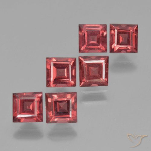 2.72ctw Natural Dark Red Pyrope Garnet, Square, VS
