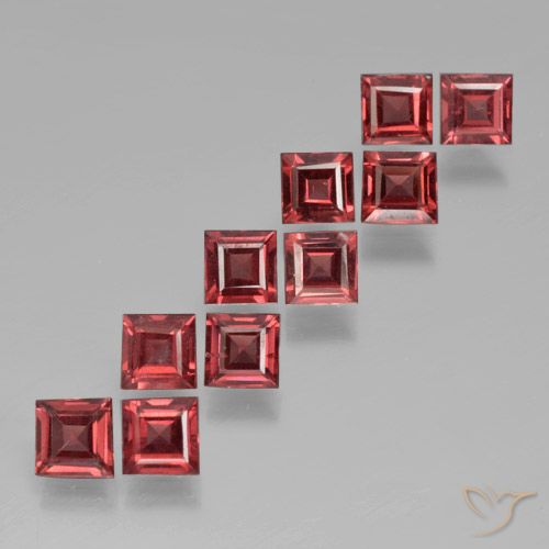 3.82ctw Natural Scarlet Red Pyrope Garnet, Square, VS