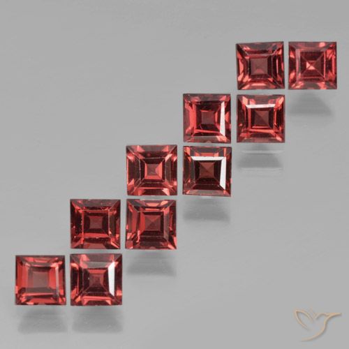 4.24ctw Natural Dark Red Pyrope Garnet, Square, VS
