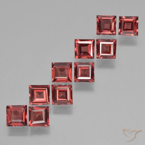 3.94ctw Natural Medium Red Pyrope Garnet, Square, VS