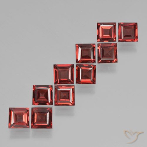 4.07ctw Natural Dark Red Pyrope Garnet, Square, VS