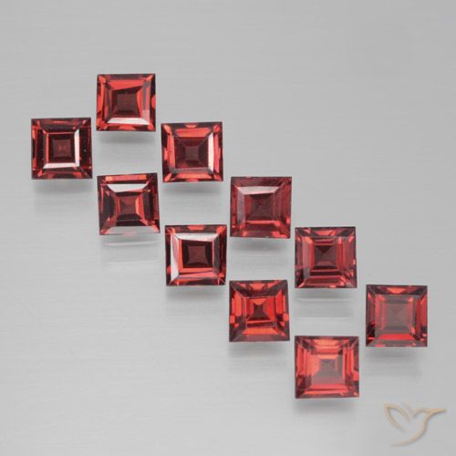 4.06ctw Natural Deep Crimson Red Pyrope Garnet, Square, VS