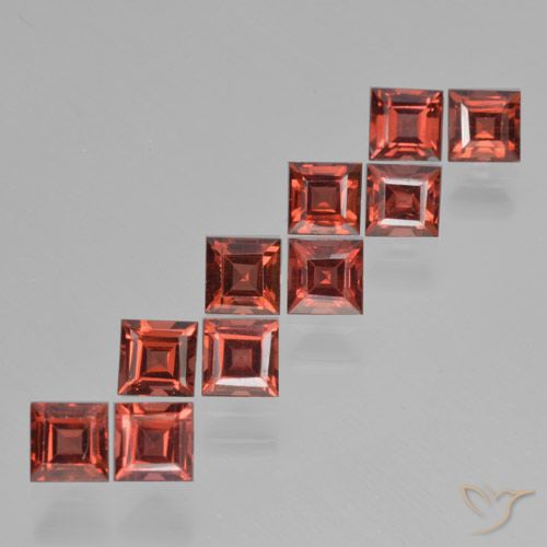 4.39ctw Natural Scarlet Red Pyrope Garnet, Square, VS