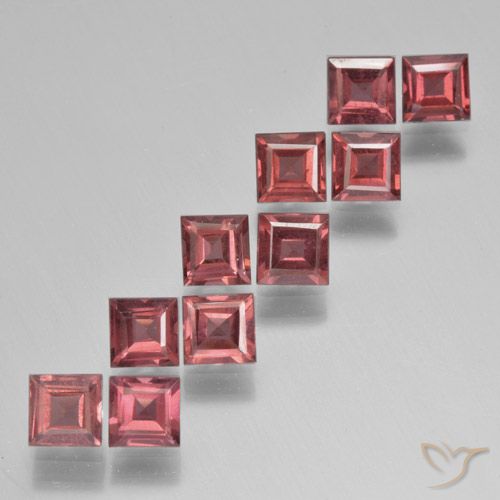 3.97ctw Natural Purplish Red Pyrope Garnet, Square, VS