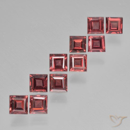 3.69ctw Natural Scarlet Red Tone Pyrope Garnet, Square, VS