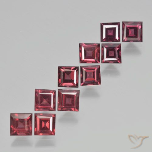 4.49ctw Natural Scarlet Red Pyrope Garnet, Square, VS