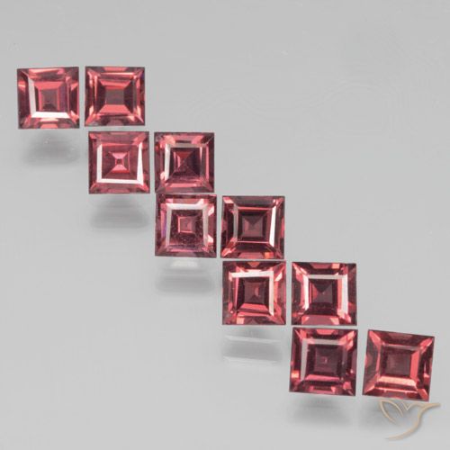 4.24ctw Natural Deep Red Pyrope Garnet, Square, VS