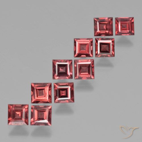4.26ctw Natural Crimson Red Pyrope Garnet, Square, VS