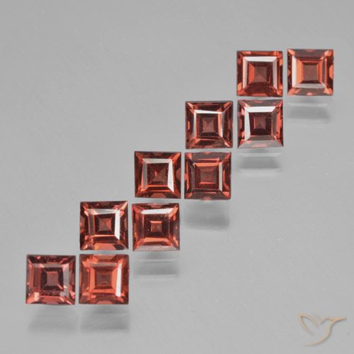4.61ctw Natural Dark Red Pyrope Garnet, Square, VS