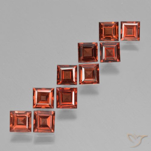 4.26ctw Natural Medium Red Pyrope Garnet, Square, VS
