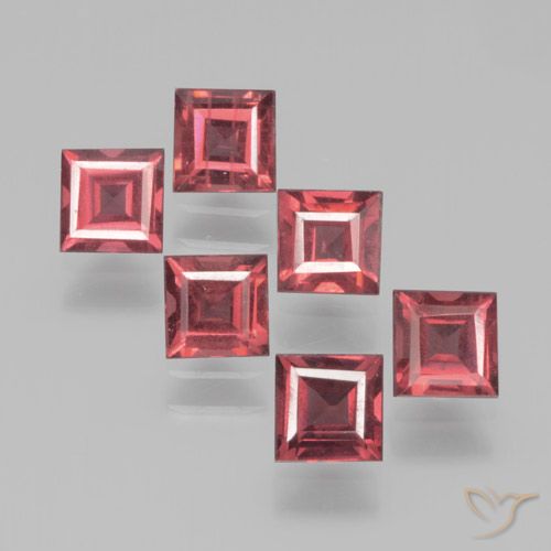 2.48ctw Natural Medium Red Pyrope Garnet, Square, VS