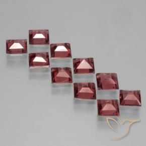 Pyrope Garnet Gemstones in 4 x 4 mm (calibrated) Size for Sale, Pyrope Garnet Stones in Crimson Red Color