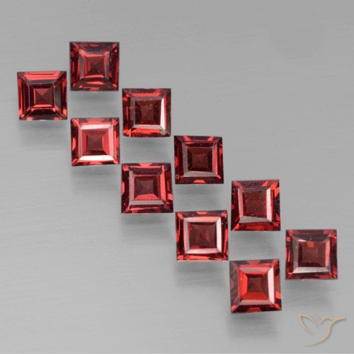 3.92ctw Natural Dark Red Pyrope Garnet, Square, VS