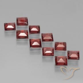 Pyrope Garnet Gemstones in 4 x 4 mm (calibrated) Size for Sale, Pyrope Garnet Stones in Deep Red Color