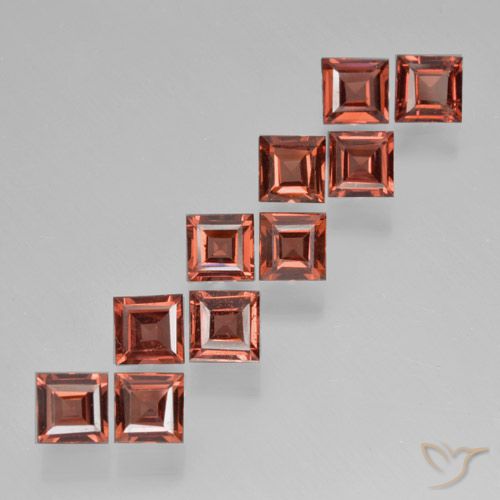 4.17ctw Natural Medium Red Pyrope Garnet, Square, VS