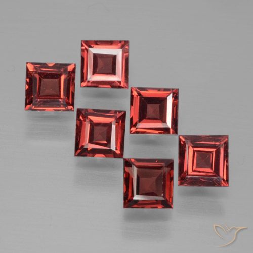 2.71ctw Natural Deep Red Pyrope Garnet, Square, VS