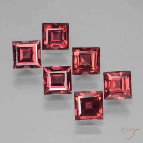 2.93ctw Natural Deep Wine Red Pyrope Garnet, Square, VS