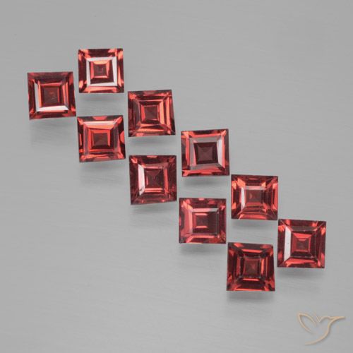 3.34ctw Natural Dark Red Pyrope Garnet, Square, VS