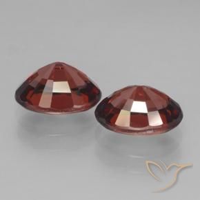 Pyrope Garnet Gemstones in 8 x 6 mm (calibrated) Size for Sale, Pyrope Garnet Stones in Deep Blood Red Color