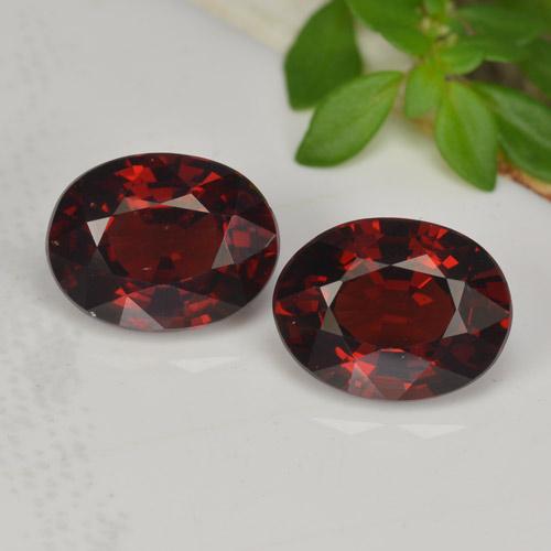 Dark Red Pyrope Garnet Gem - 1.6ct Oval Facet (ID: 466022)