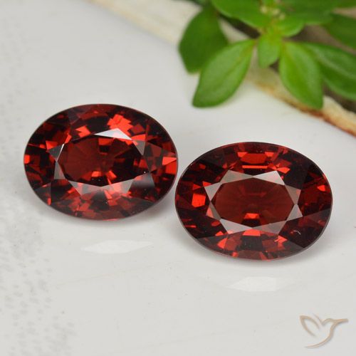 3.34 ct Oval Cut Pyrope Garnet, 8.1 x 6.1 mm From Mozambique, Photo A