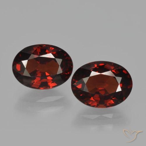 3.38ctw Natural Dark Red Pyrope Garnet, Oval, VVS-VS