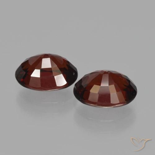 Pyrope Garnet Gemstones in 8 x 6 mm (calibrated) Size for Sale, Pyrope Garnet Stones in Dark Red Color