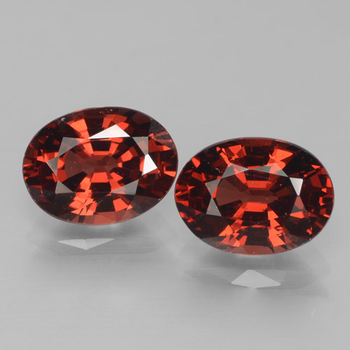 Dark Red Pyrope Garnet Gem - 1.8ct Oval Facet (ID: 466107)