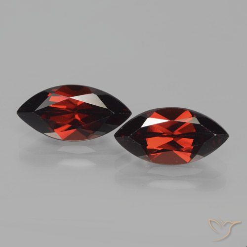 4.55ctw Natural Deep Blood Red Pyrope Garnet, Marquise, VVS-VS
