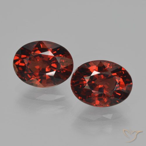 Deep Blood Red Гранат Пироп Камень - 1.8ct Фасетный Овал (ID: 466145)
