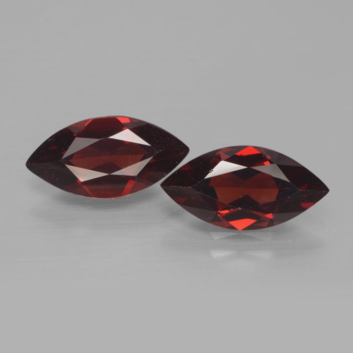 Rojo oscuro Granate Piropo Gema - 1.9ct Forma marquesa (ID: 466230)