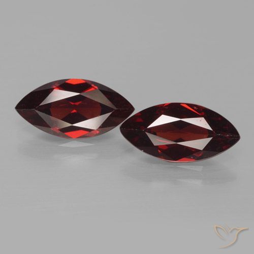 3.67ctw Natural Deep Blood Red Pyrope Garnet, Marquise, VVS-VS