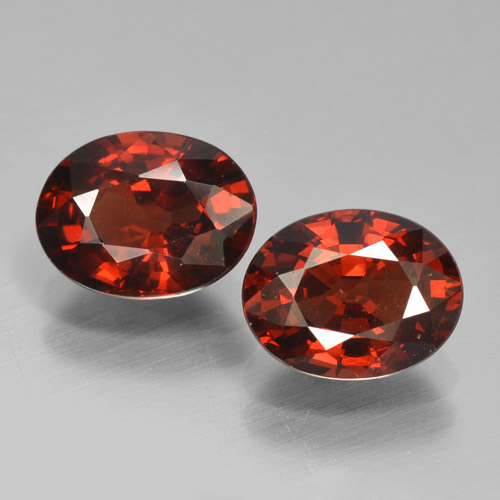 Currant Red Pyrope Garnet Gem - 1.6ct Oval Facet (ID: 466289)