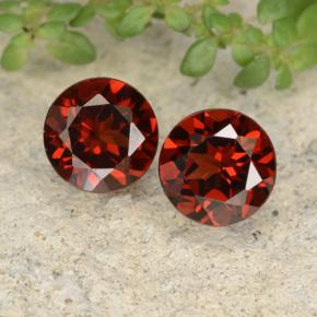 Medium Red Pyrope Garnet Gem - 1ct Round Facet (ID: 478117)
