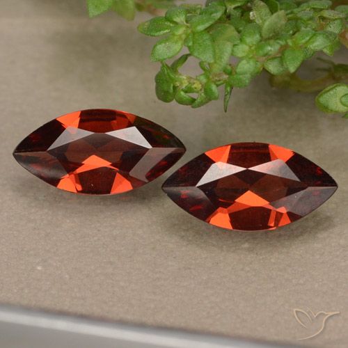 1.8 ct Marquise Cut Pyrope Garnet, 10 x 5 mm From Mozambique, Photo A
