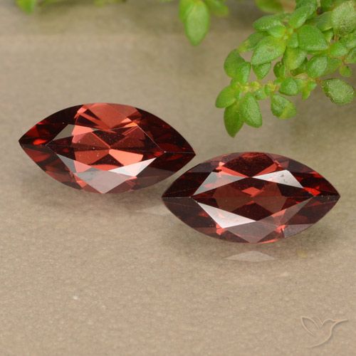 2.63 ct Marquise Cut Pyrope Garnet, 10.1 x 5.1 mm From Mozambique, Photo A